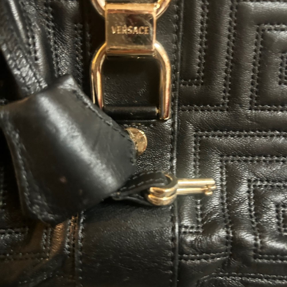 Gianni Versace
Vintage handbag - Picture 7 of 15
